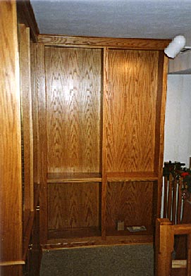 Built-in oak bookcase