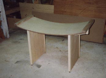 Bentwood pedestal for glass table top